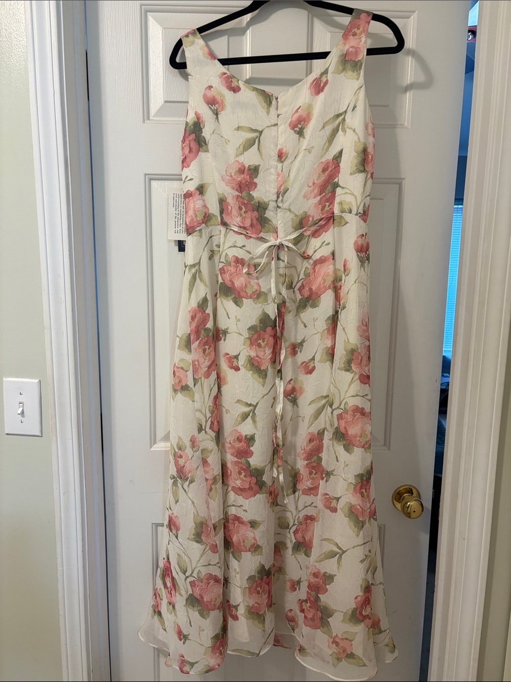 Jessica Howard Ivory Midi Dress with Pink Rose Print - Picture 4 of 4